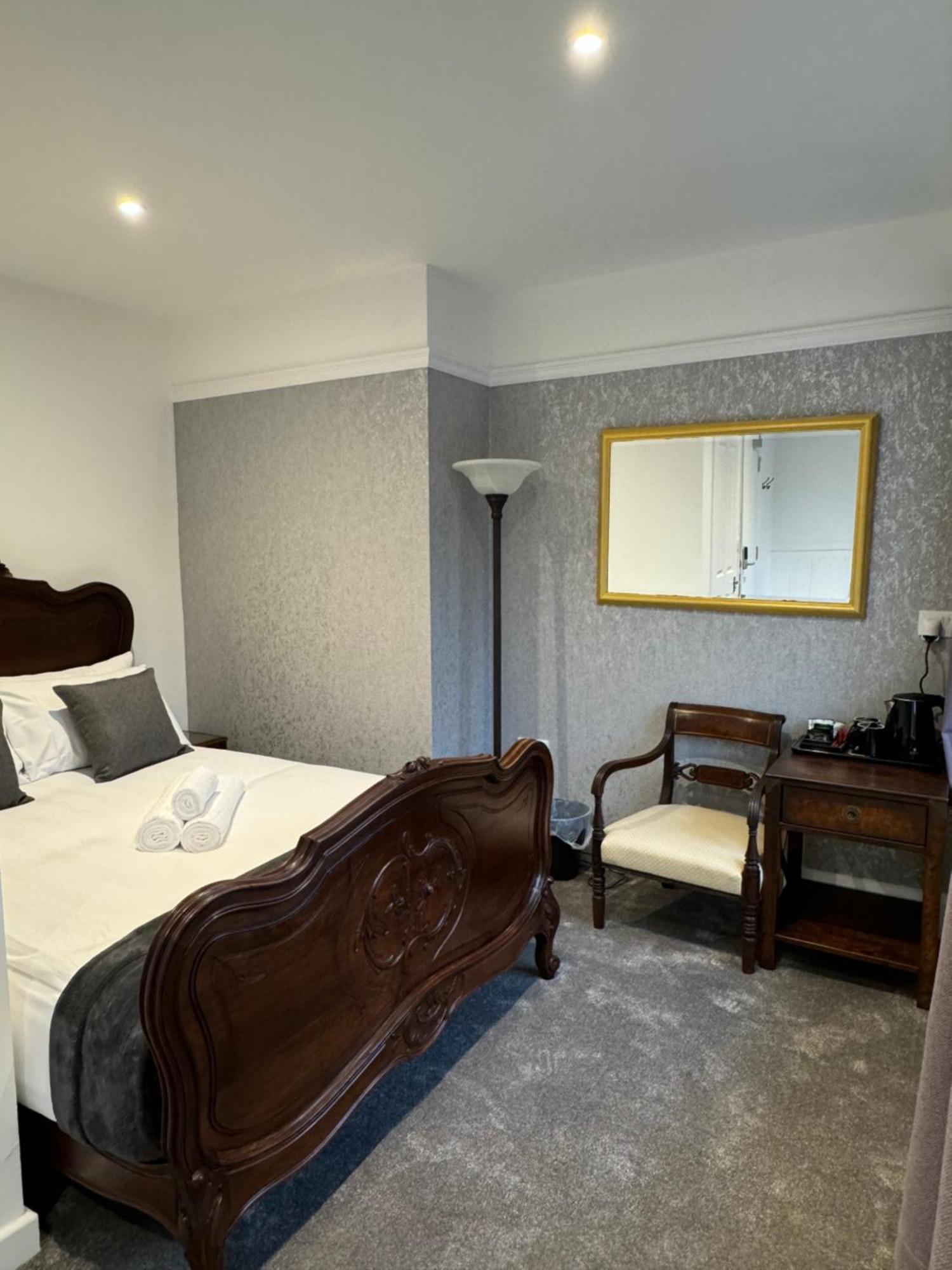 Juniper Berry Hotel Southampton Kültér fotó