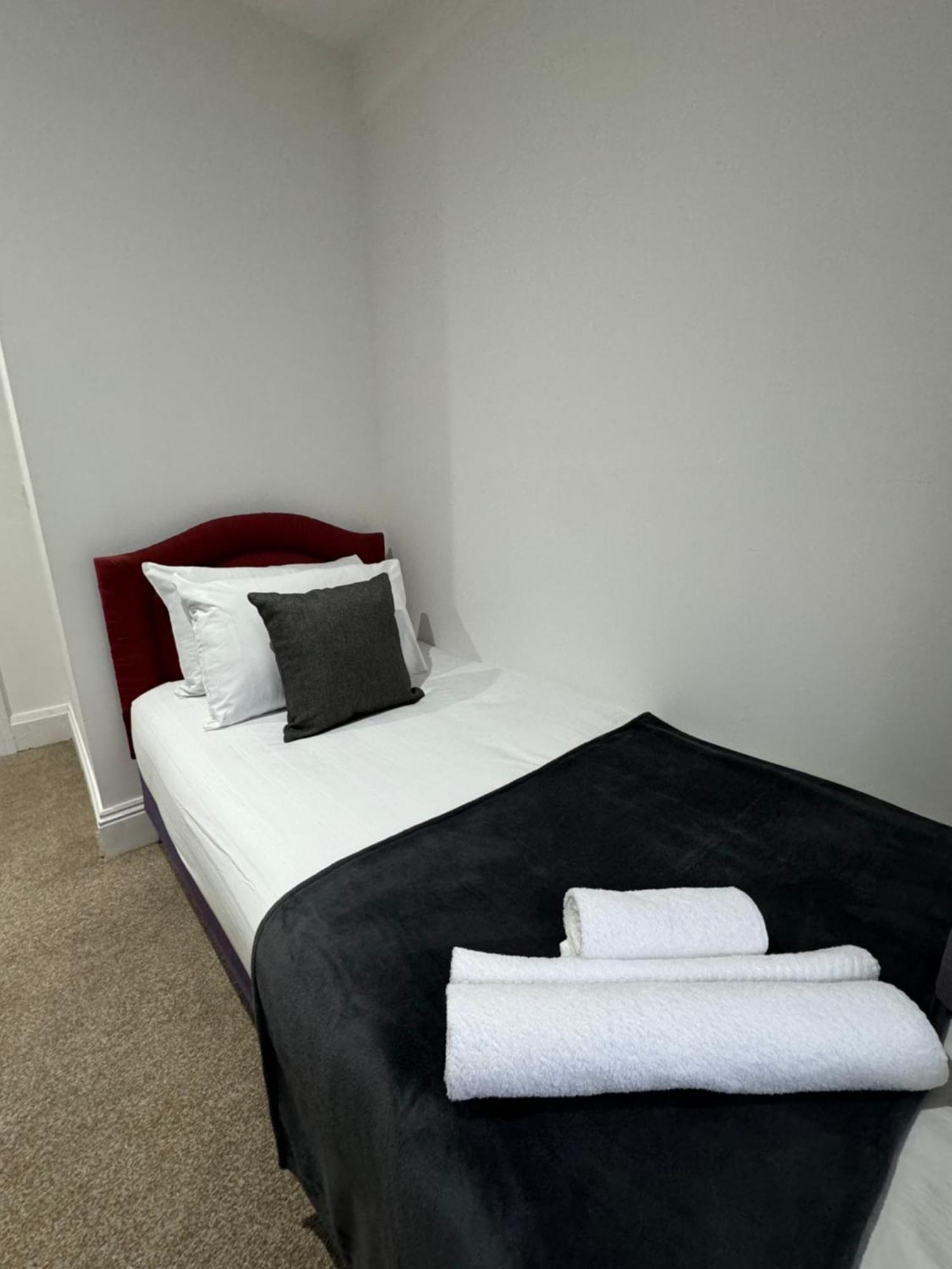 Juniper Berry Hotel Southampton Kültér fotó