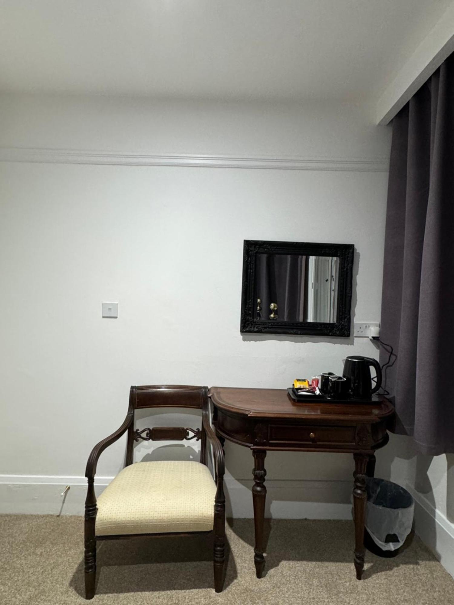 Juniper Berry Hotel Southampton Kültér fotó